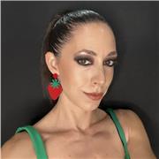 I give affordable private Graphic Design (InDesign/Photoshop/illustrator/editorial design) lessons